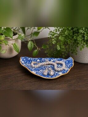 Blue & White Floral Oyster Trinket Dish Set with Gold Rim- Set Of 2